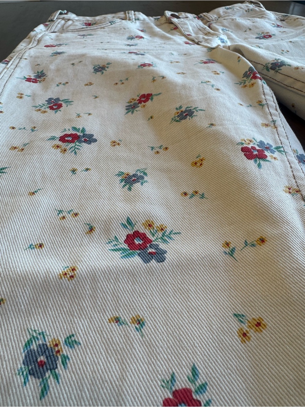 Wrangler X Billabong Collab, She’s Cheeky Floral White Denim Jeans Women’s Sz 31 - Picture 7 of 14